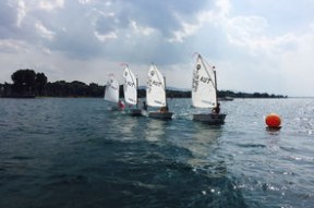 华体会app登入-中国帆船队世界赛中首次登顶领奖台，中国帆船比赛冠军